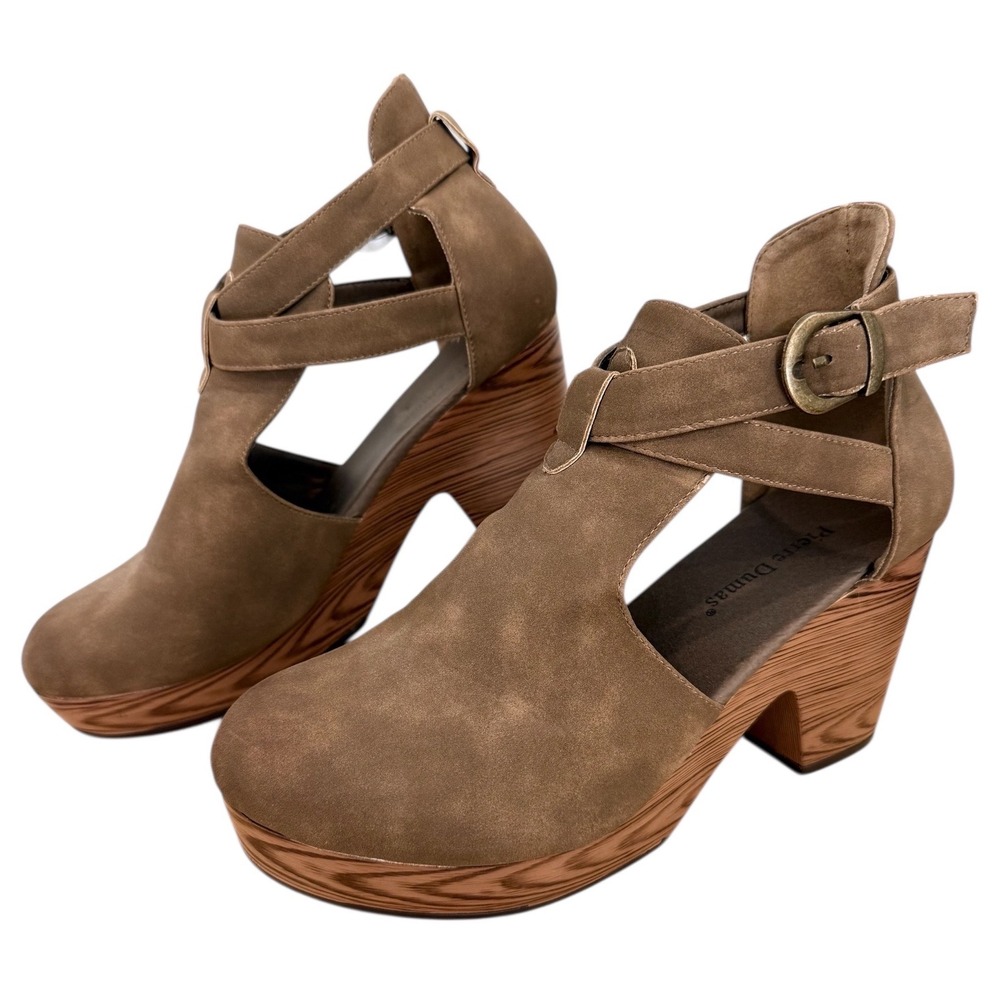 Pierre Dumas Womens Taupe Faux Suede Platform Clogs Wood Grain Block Heel Size 9